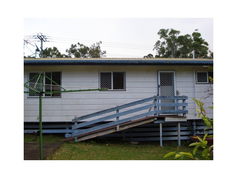 38 Brighton Rd, Macleay Island QLD 4184
