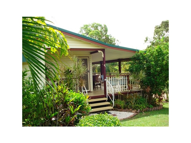 19 Alkira Street, Macleay Island QLD 4184