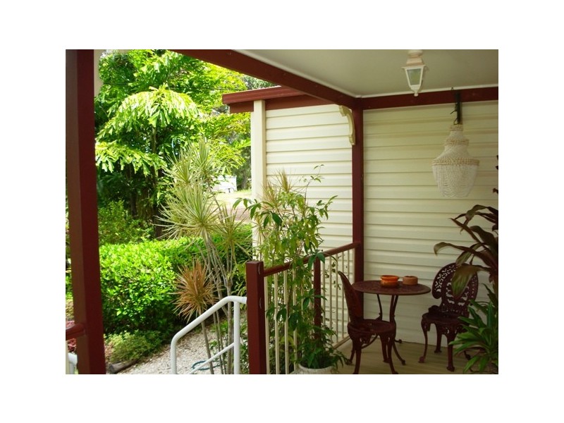 19 Alkira Street, Macleay Island QLD 4184