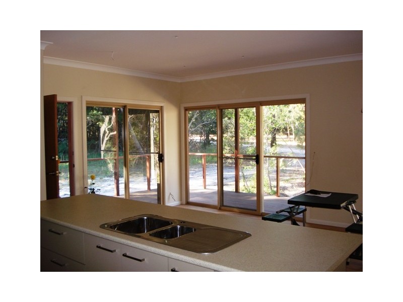 5 Natone Terrace, Macleay Island QLD 4184