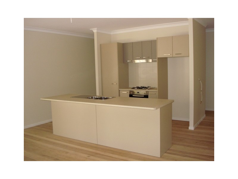 5 Natone Terrace, Macleay Island QLD 4184