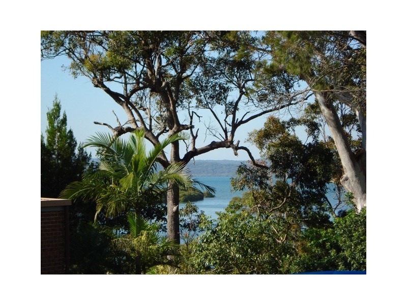 77-79 Scotts Road, Macleay Island QLD 4184