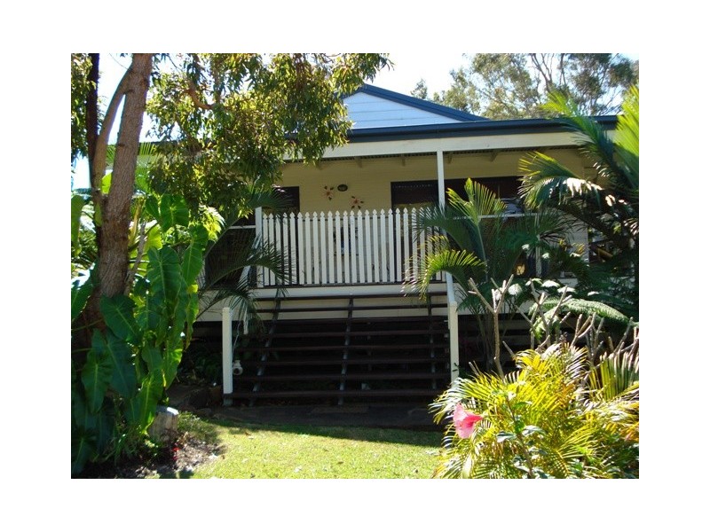 27-29 Kooberry Street, Macleay Island QLD 4184