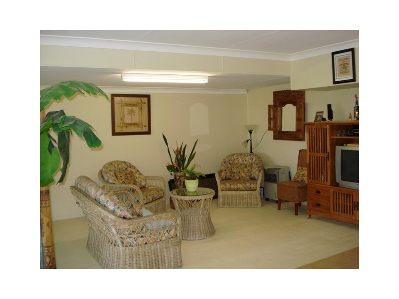 27-29 Kooberry Street, Macleay Island QLD 4184