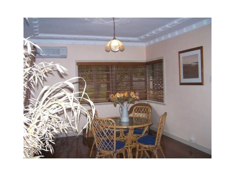 15 Orana Street, Macleay Island QLD 4184