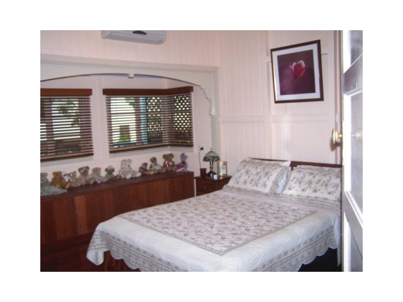 15 Orana Street, Macleay Island QLD 4184