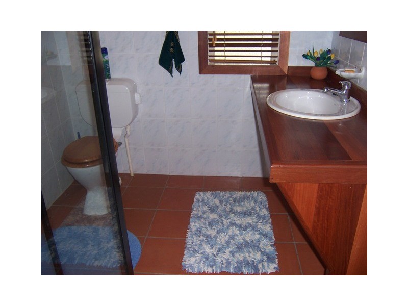 15 Orana Street, Macleay Island QLD 4184