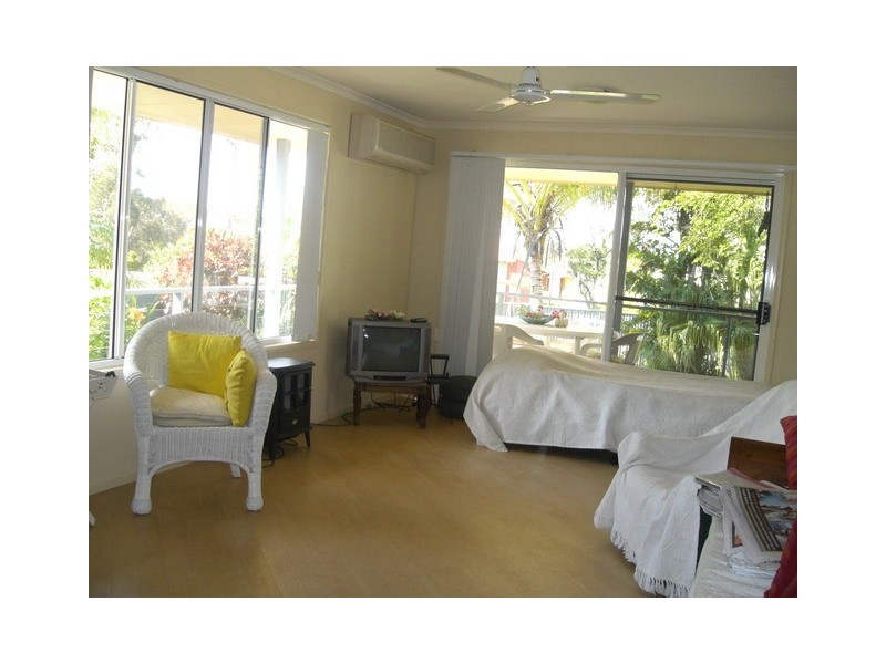 22 Jan Street, Macleay Island QLD 4184