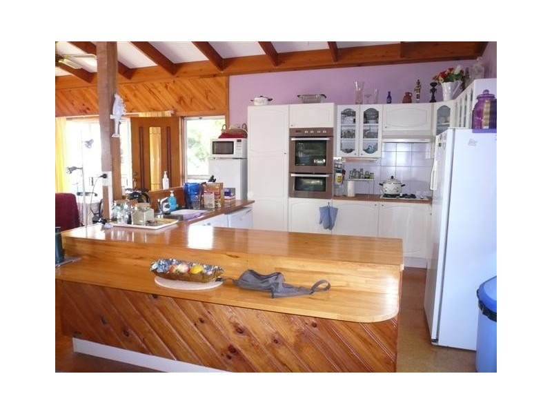 54 Attunga Street, Macleay Island QLD 4184
