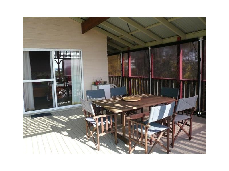 54 Attunga Street, Macleay Island QLD 4184