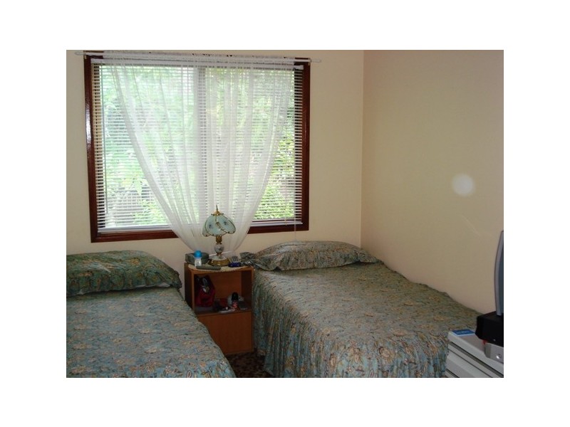 19 Coast Road, Macleay Island QLD 4184