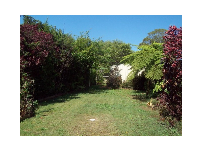 6 LEMONTREE, Macleay Island QLD 4184