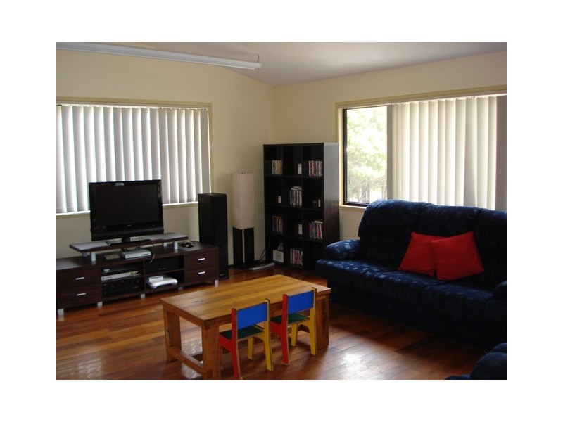 164 Kate Street, Macleay Island QLD 4184