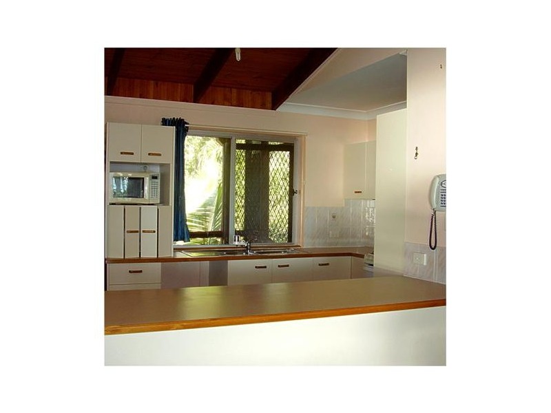 87 Coondooroopa Drive, Macleay Island QLD 4184
