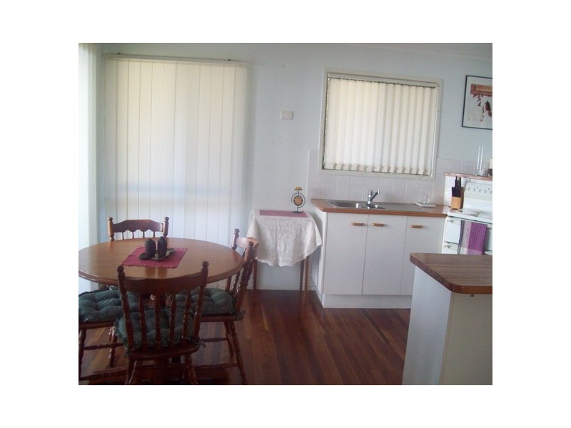 17 Baracoota Street, Macleay Island QLD 4184