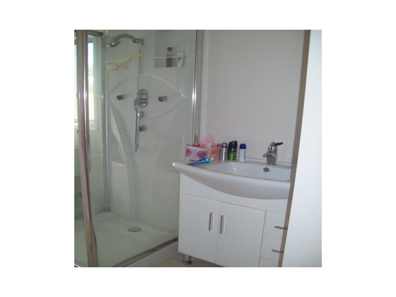 19 Francis St, Macleay Island QLD 4184