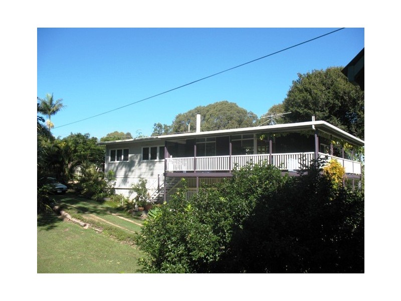 64 Charles Terrace, Macleay Island QLD 4184