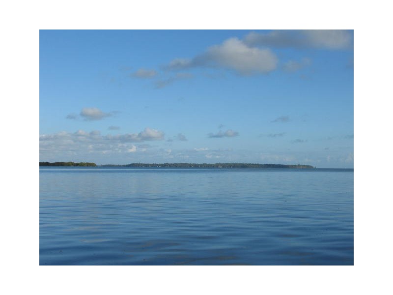64 Charles Terrace, Macleay Island QLD 4184