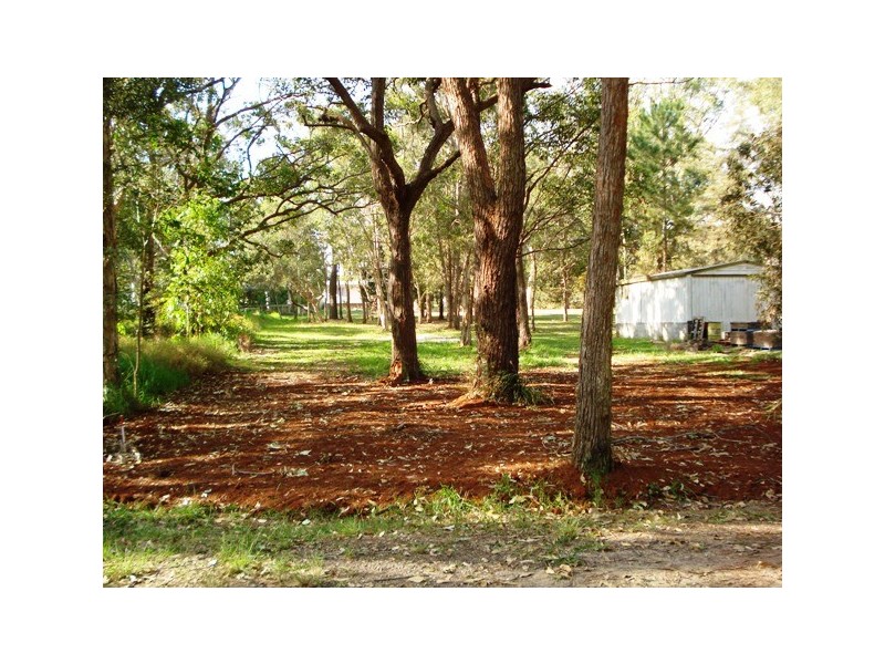 25 Panaroo Street, Macleay Island QLD 4184