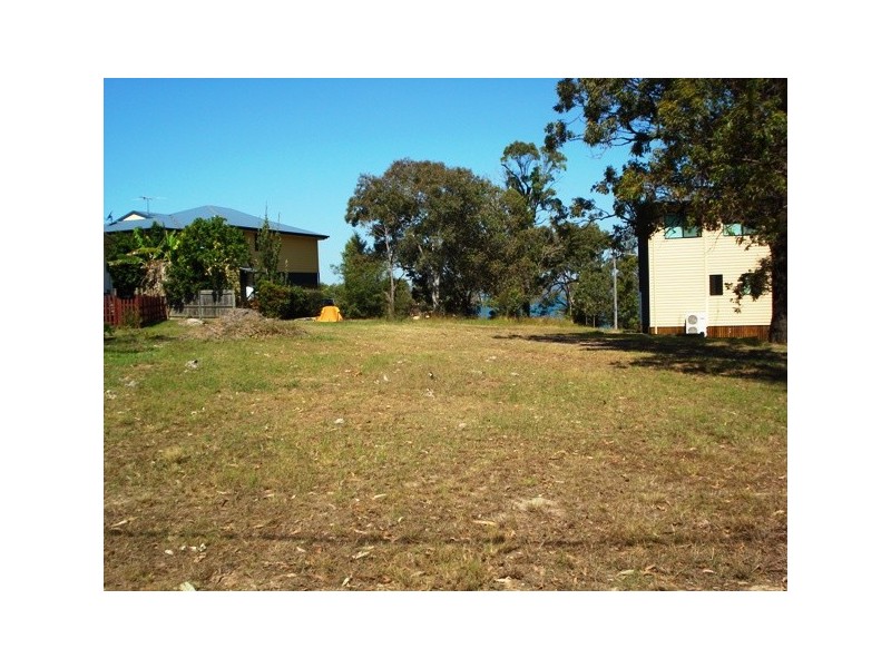 42 Mawarra Street, Macleay Island QLD 4184