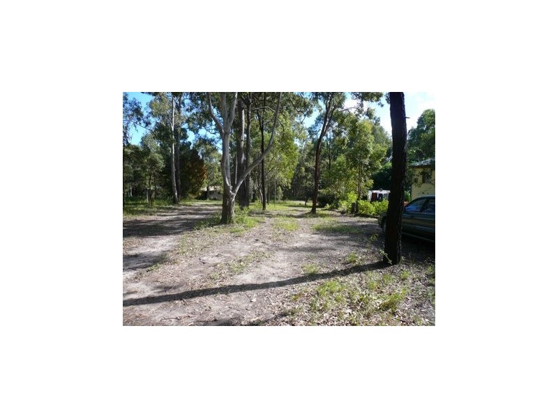 17 Alkira Street, Macleay Island QLD 4184