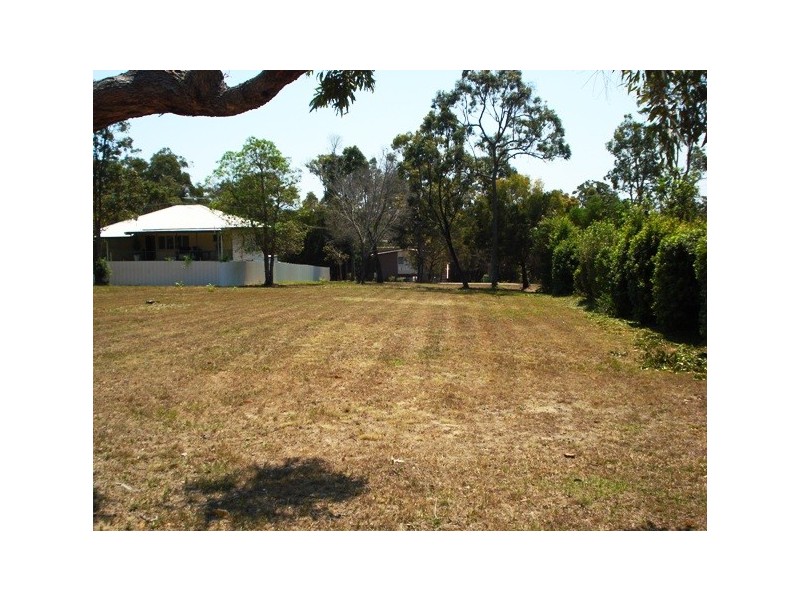 41 Scotts Road, Macleay Island QLD 4184