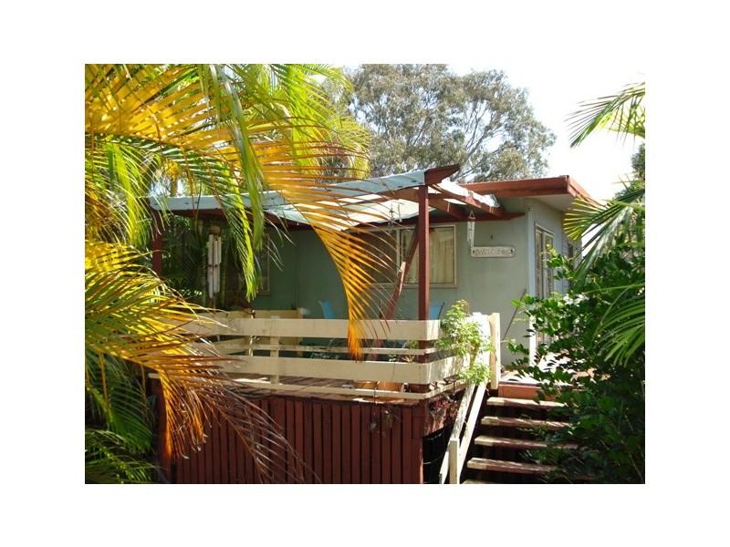 43 High Central Road, Macleay Island QLD 4184