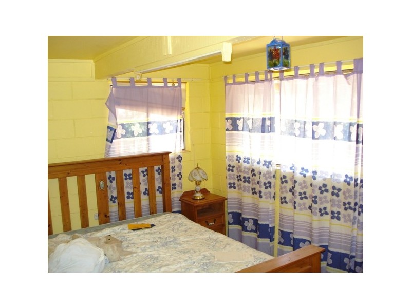 43 High Central Road, Macleay Island QLD 4184