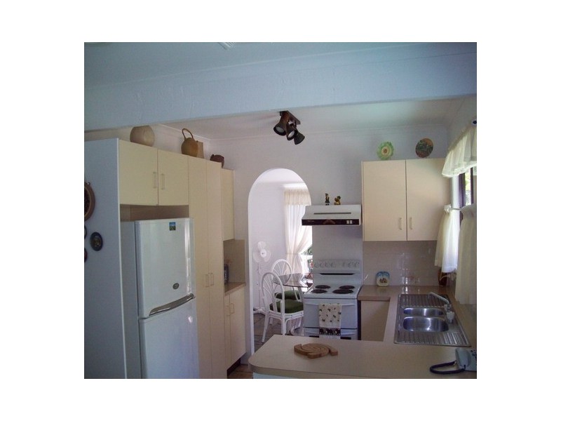 68 Coondooroopa Drive, Macleay Island QLD 4184