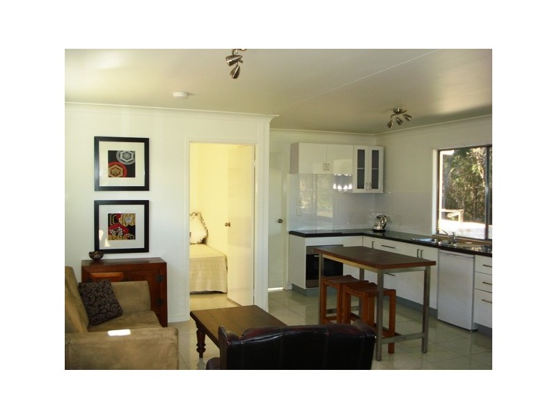 19 Mawson Street, Macleay Island QLD 4184