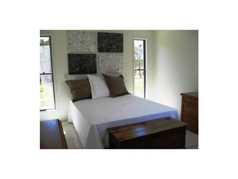 19 Mawson Street, Macleay Island QLD 4184