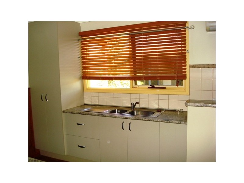 36 Coast Road, Macleay Island QLD 4184