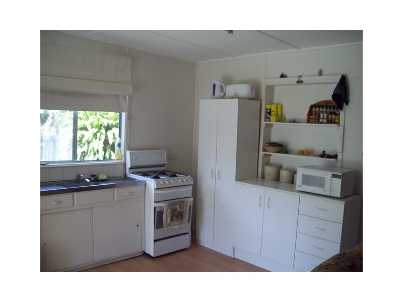 29 Charles Terrace, Macleay Island QLD 4184