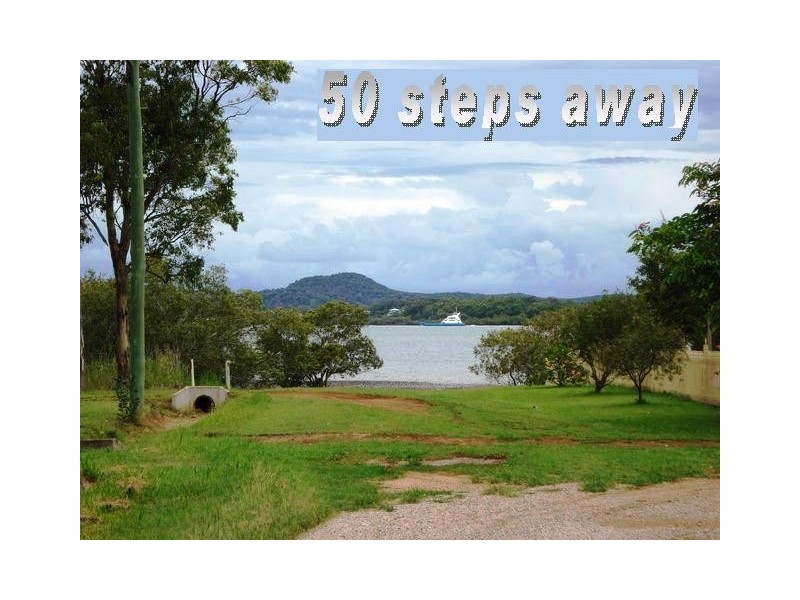 27 Paula Parade, Lamb Island QLD 4184