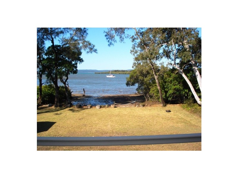 37 Jan Street, Macleay Island QLD 4184