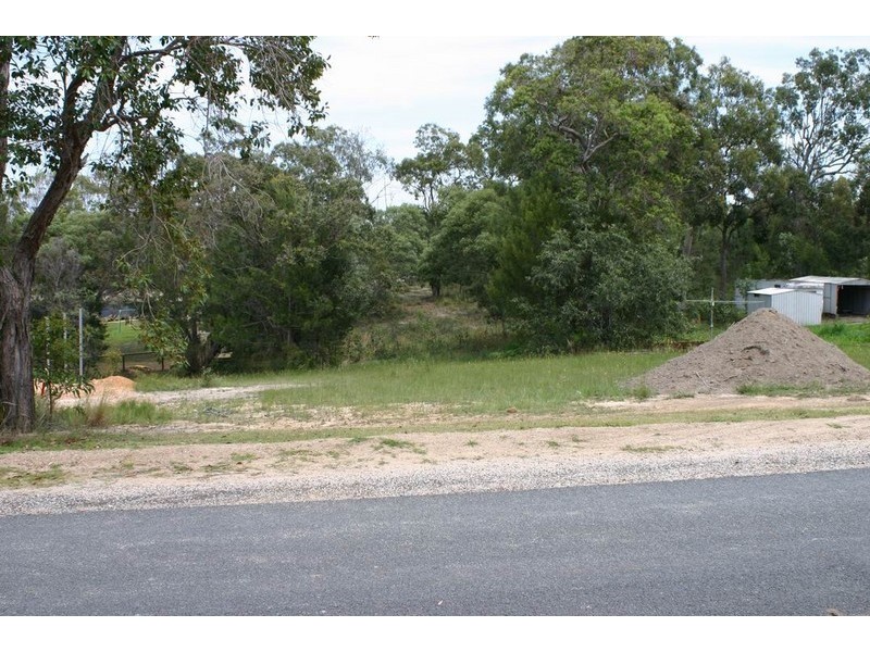 22 Hastings Terrace, Macleay Island QLD 4184
