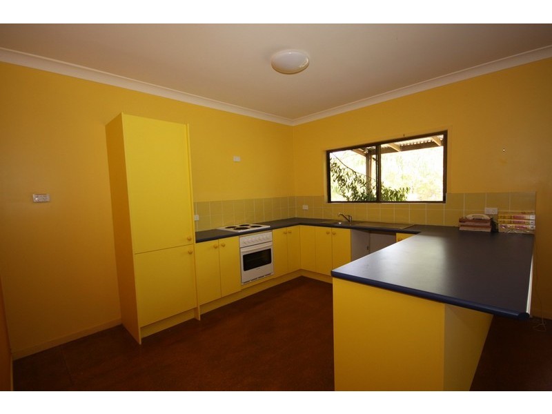 40 Piccaninny St, Macleay Island QLD 4184