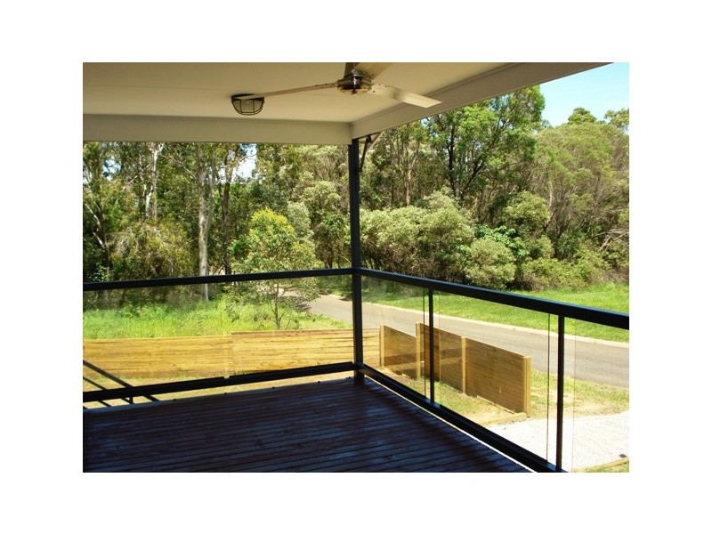141 High Central Road, Macleay Island QLD 4184