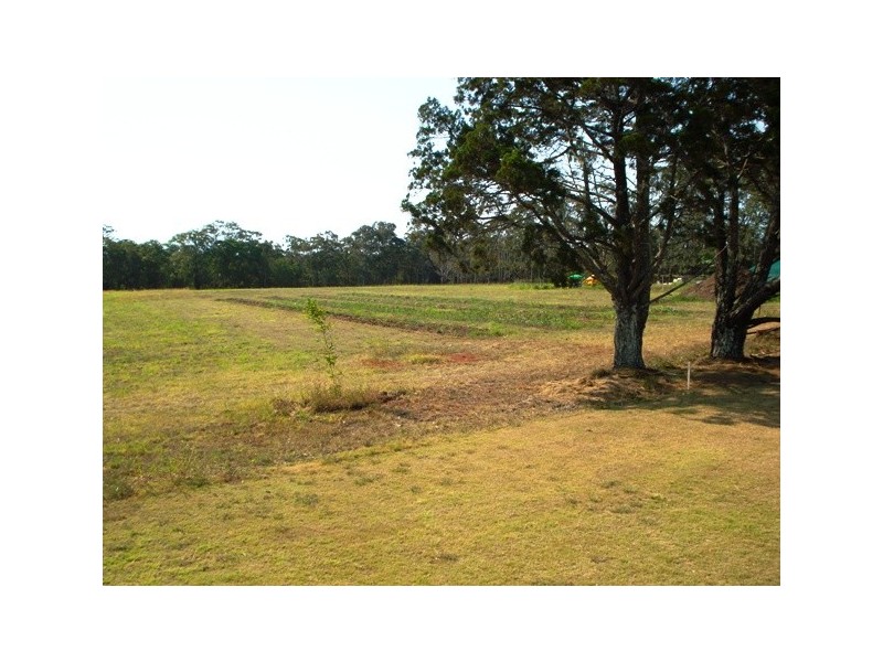 23  Lonicera Street, Macleay Island QLD 4184