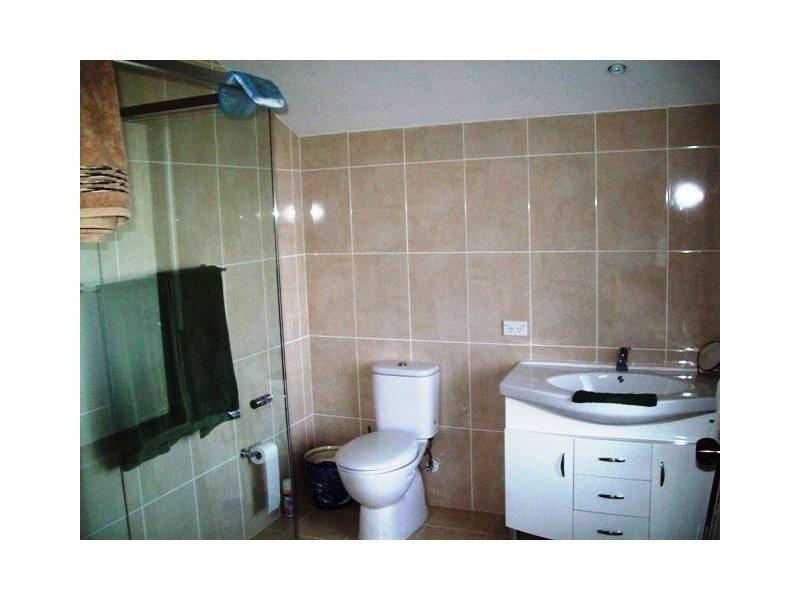 8 Ashton Street, Macleay Island QLD 4184