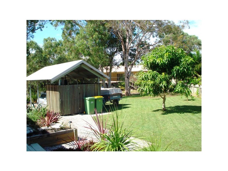 5 Wake Street, Macleay Island QLD 4184
