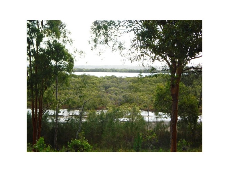 28 Charles Terrace, Macleay Island QLD 4184