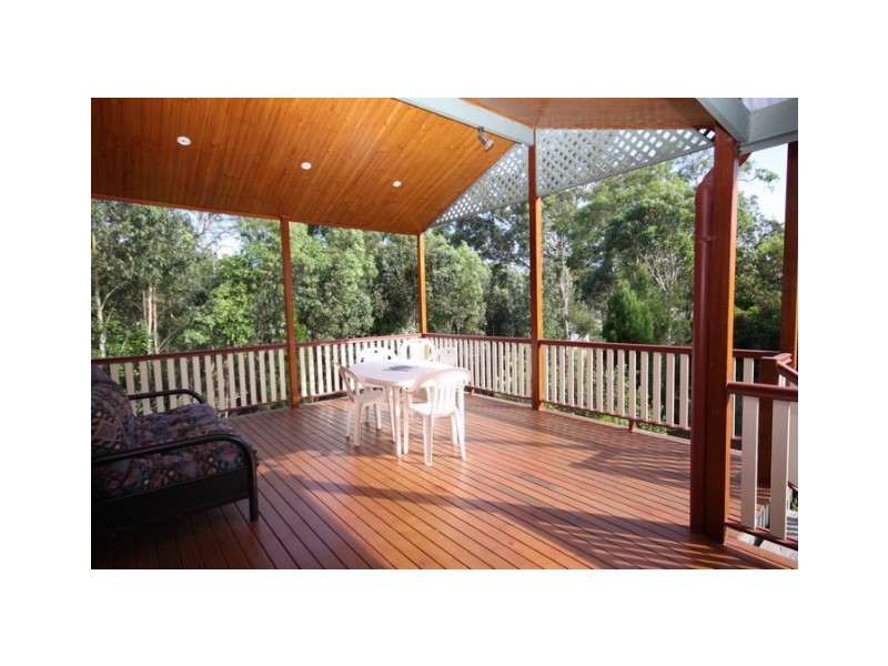 8 Kalara Street, Macleay Island QLD 4184