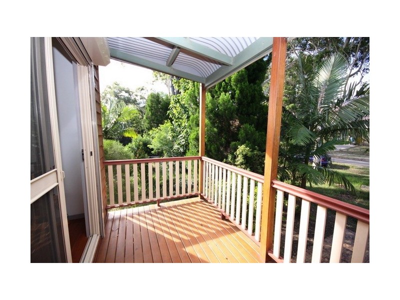 8 Kalara Street, Macleay Island QLD 4184