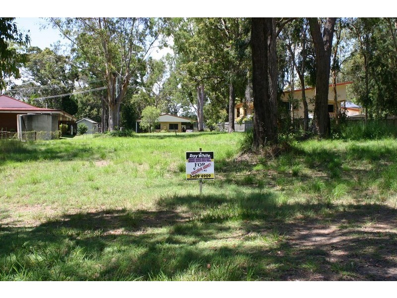 11 Tingara, Macleay Island QLD 4184