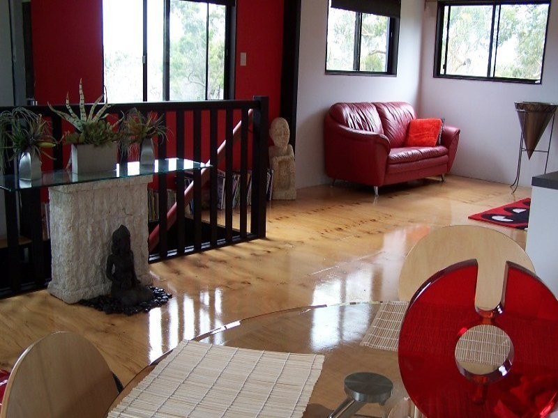 24 Barramundi Street, Macleay Island QLD 4184