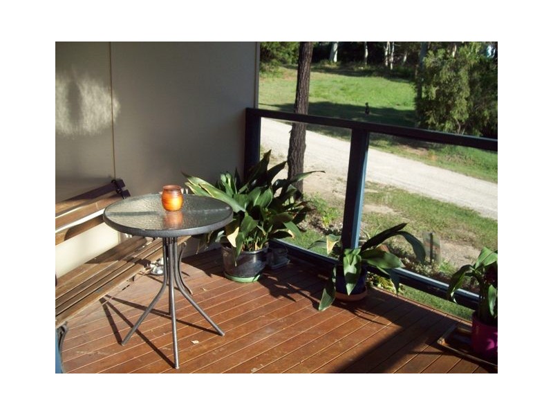 11 Jane Street, Macleay Island QLD 4184