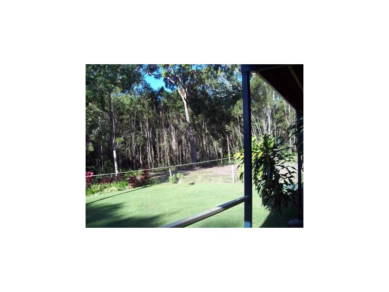 11 Jane Street, Macleay Island QLD 4184