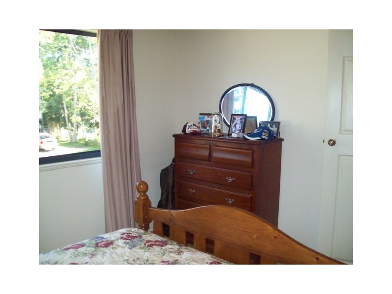 11 Jane Street, Macleay Island QLD 4184