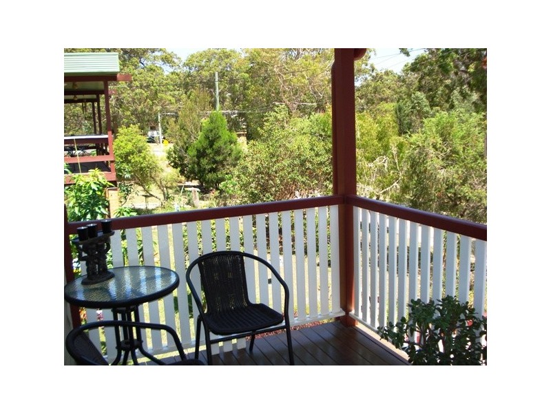 9 Kalara Street, Macleay Island QLD 4184
